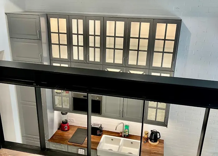 Awesome Loft - King Street